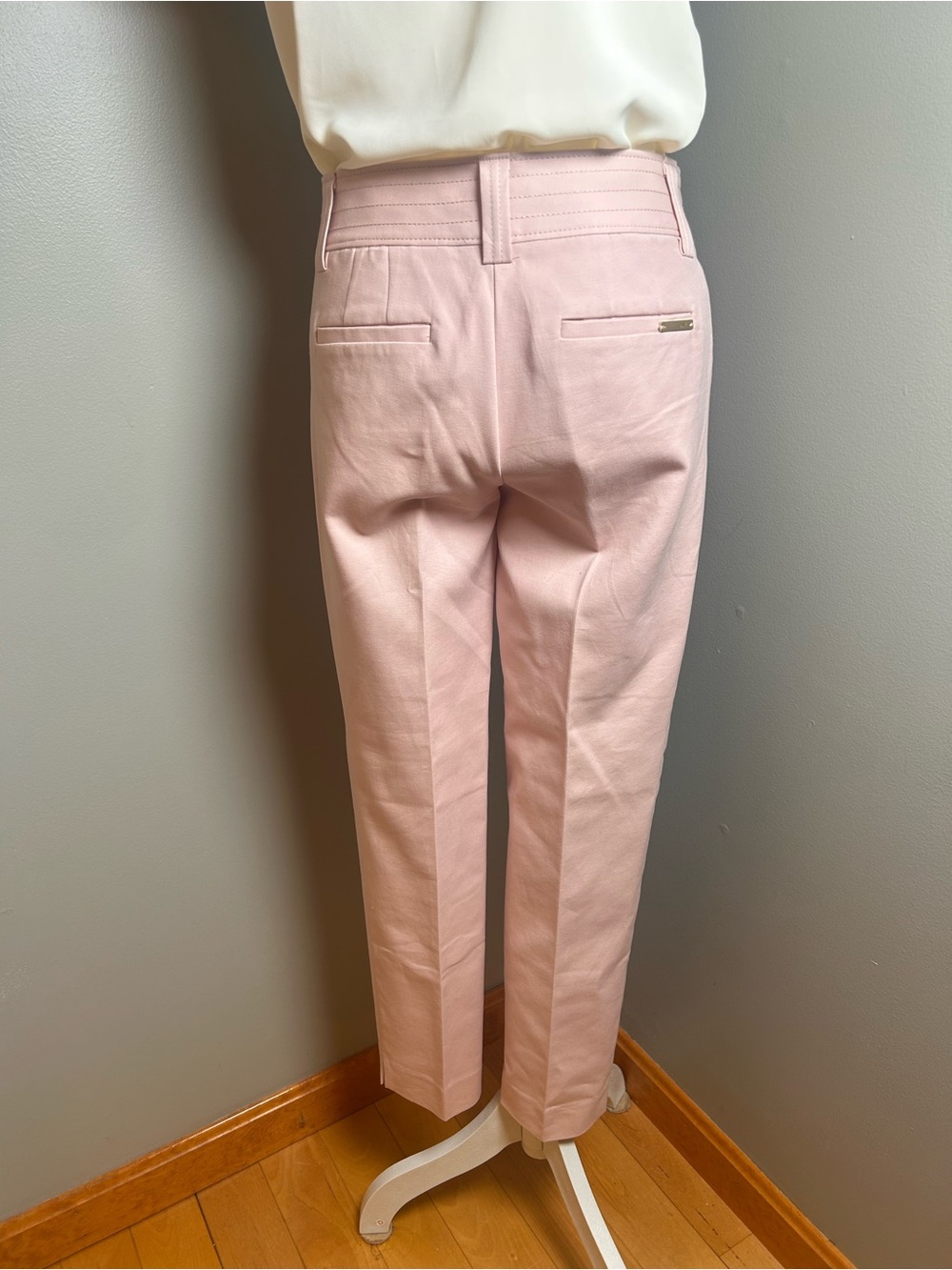 Jones New York Signature Pink
Straight Leg Pants Size 2 - Picture 8 of 16